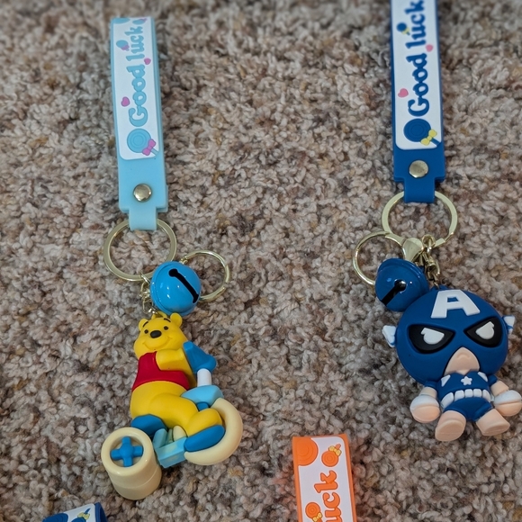 Set Of Keychains - Picture 3 of 5